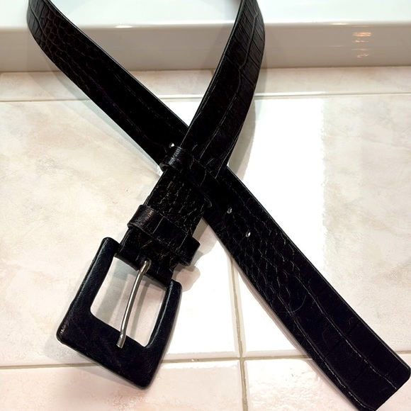 Ann Taylor Wide/ Chunky Reptile Finish Black Leather Belt with Square Buckle.EUC main image 4